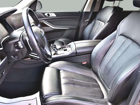 Used 2019 BMW X7 xDrive40i w/ Premium Package image 10