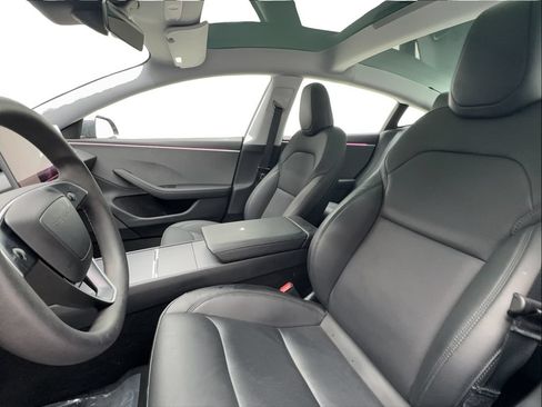 Used 2025 Tesla Model 3 Long Range RWD image 17