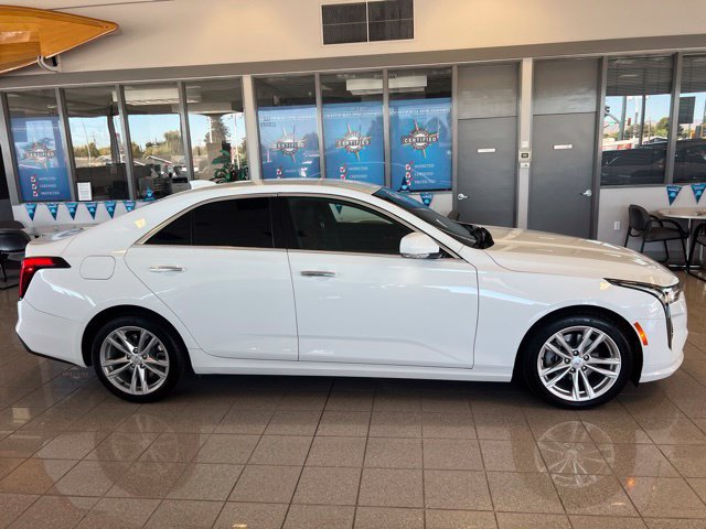 Used 2022 Cadillac CT4 Luxury RWD image 3