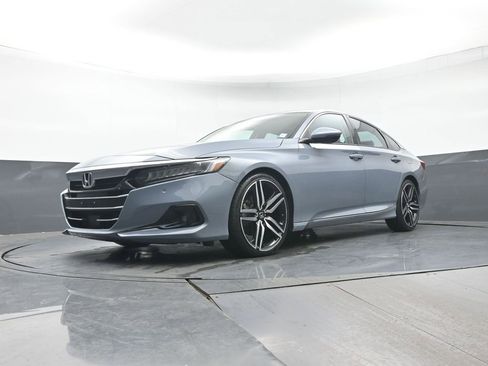 Used 2021 Honda Accord Touring image 33