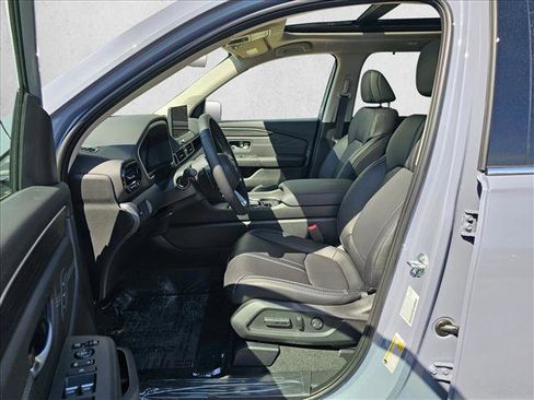 New 2026 Honda Pilot image 16
