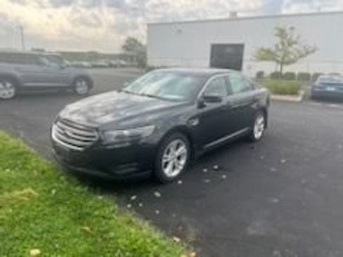 Used 2015 Ford Taurus SEL FWD image 1