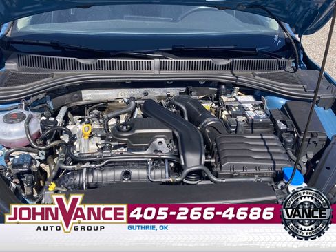 Used 2025 Volkswagen Jetta SE FWD image 14