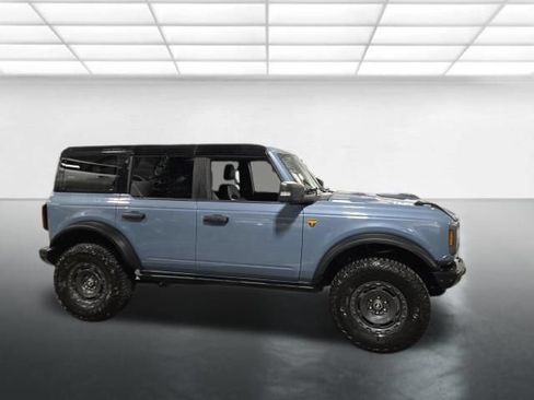 Used 2024 Ford Bronco Badlands AWD/4WD image 3