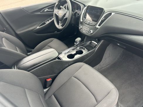 Certified 2024 Chevrolet Malibu LT FWD image 12