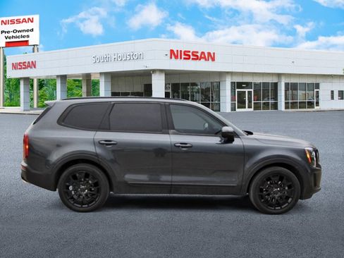 Used 2021 Kia Telluride EX w/ EX Premium Package image 5