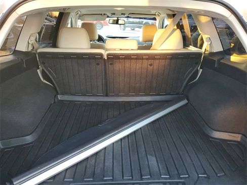 Used 2014 Subaru Outback 2.5i Limited image 8
