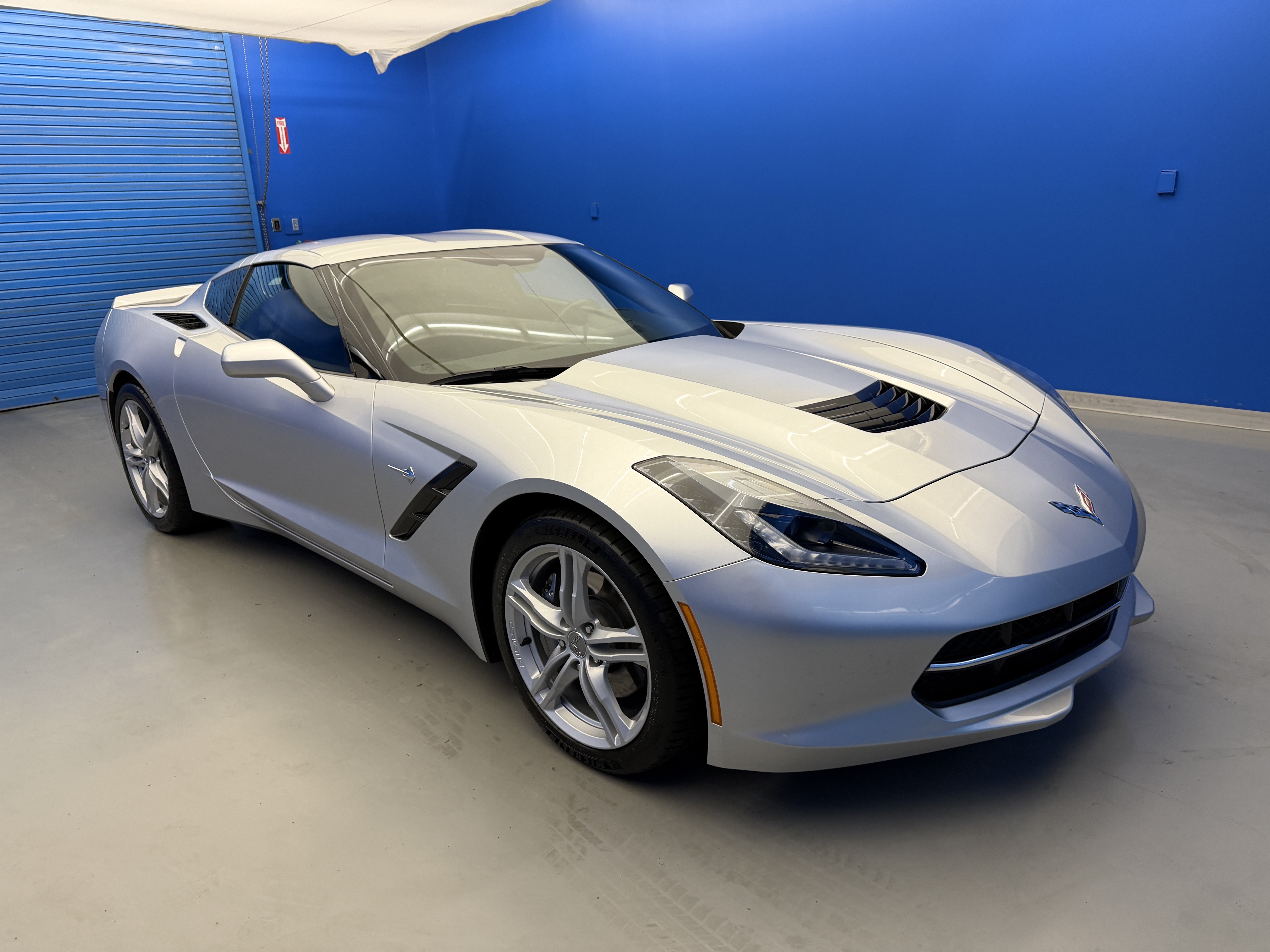 Used 2017 Chevrolet Corvette Stingray Coupe w/ Battery Protection Package RWD image 2