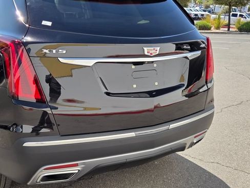 Certified 2024 Cadillac XT5 Premium Luxury w/ Technology Package FWD image 5