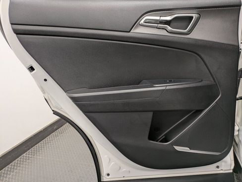 Certified 2024 Kia Sportage LX image 22