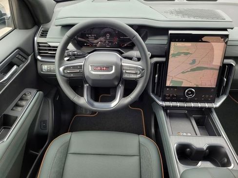 New 2026 GMC Acadia AT4 image 11