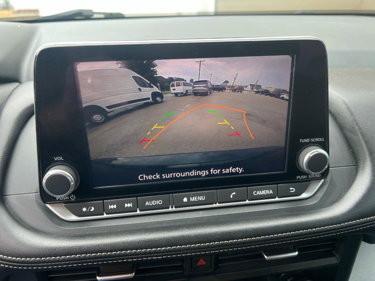 Used 2024 Nissan Rogue SV FWD image 49