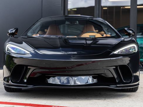 Used 2023 McLaren GT RWD image 5