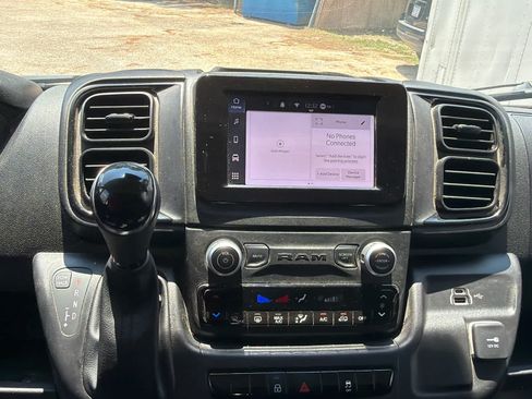 Used 2025 RAM ProMaster 2500 w/ Convenience Group FWD image 25
