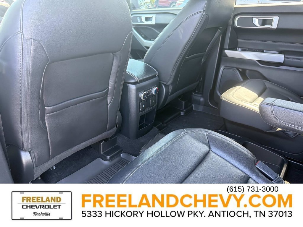 Used 2021 Ford Explorer XLT w/ Equipment Group 202A AWD/4WD image 20
