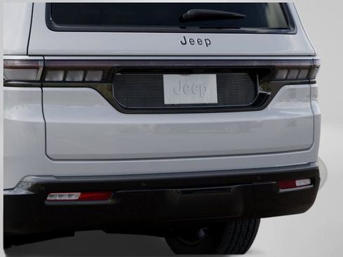 New 2026 Jeep Grand Wagoneer 2WD image 13