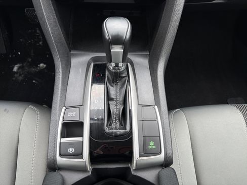 Used 2020 Honda Civic EX image 17