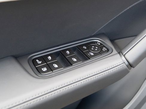 New 2026 Porsche Cayenne S image 16