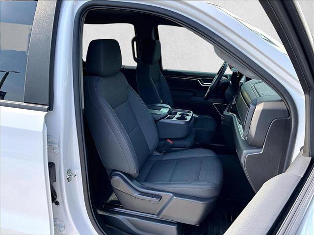 Used 2022 Chevrolet Silverado 1500 LT RWD image 9