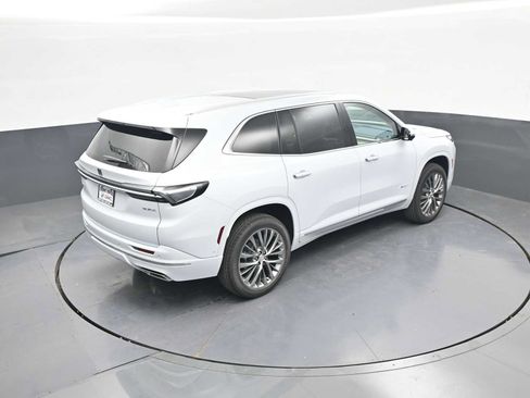 New 2026 Buick Enclave Avenir w/ Super Cruise Package AWD/4WD image 39