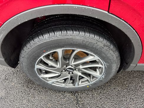 Used 2022 Lincoln Corsair AWD w/ Equipment Group 101A image 10