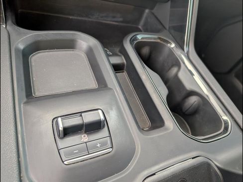 Used 2024 GMC Sierra 2500 AT4 w/ AT4 Premium Plus Package image 14