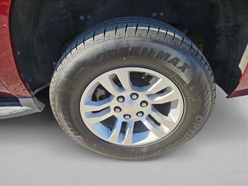 Used 2016 Chevrolet Suburban LT w/ Luxury Package image 7