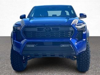 Used 2025 Toyota Tacoma TRD Off-Road video 3