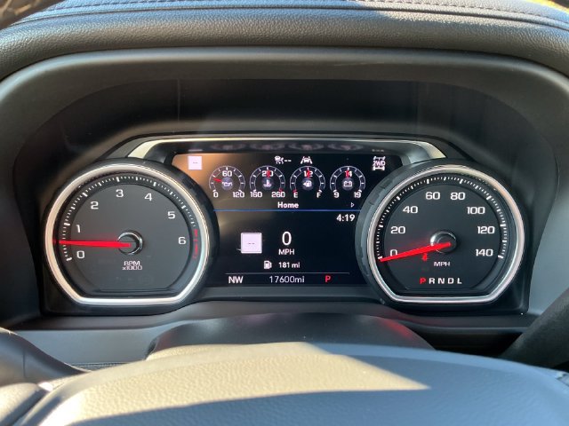 Used 2022 Chevrolet Silverado 1500 High Country AWD/4WD image 16
