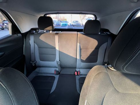 Used 2025 Chevrolet TrailBlazer LT image 32