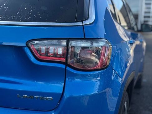 Certified 2022 Jeep Compass Limited image 12