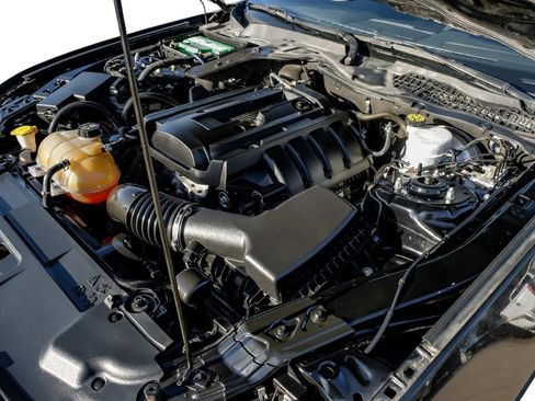 Used 2019 Ford Mustang Coupe image 44