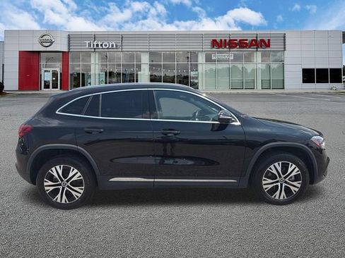 Used 2025 Mercedes-Benz GLA 250 image 8