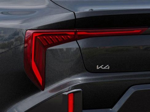 New 2025 Kia K4 GT-Line image 10