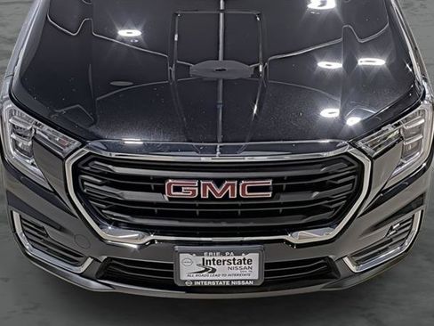 Used 2022 GMC Terrain SLE w/ Driver Convenience Package AWD/4WD image 17