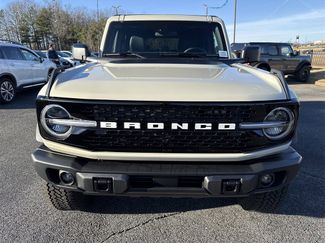 New 2025 Ford Bronco Badlands w/ Sasquatch Package video 2