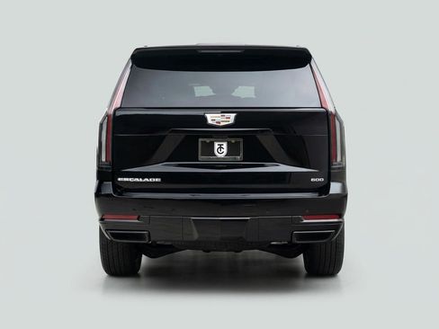 Used 2025 Cadillac Escalade Sport AWD/4WD image 14