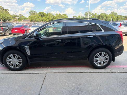 Used 2015 Cadillac SRX FWD image 6