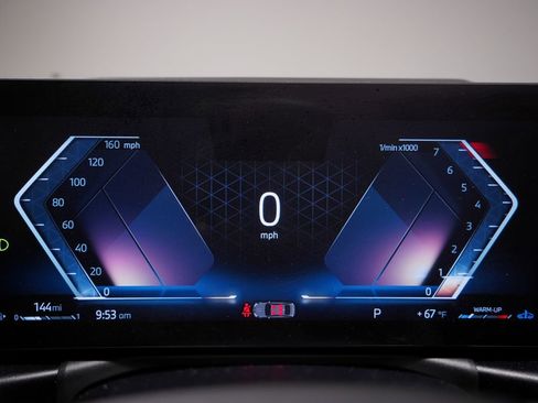 Used 2024 BMW 330i Sedan w/ Convenience Package image 21