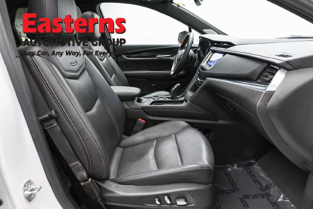 Used 2025 Cadillac XT5 Premium Luxury FWD image 27
