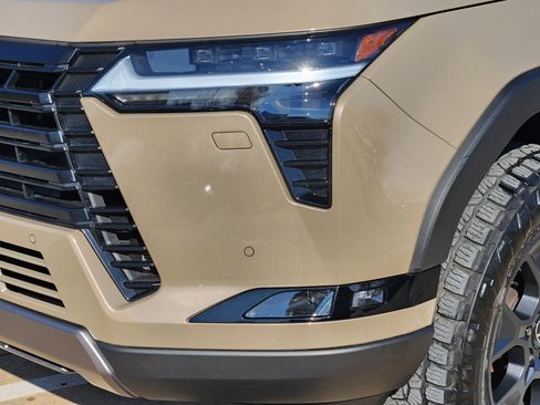 Certified 2025 Lexus GX 550 image 6