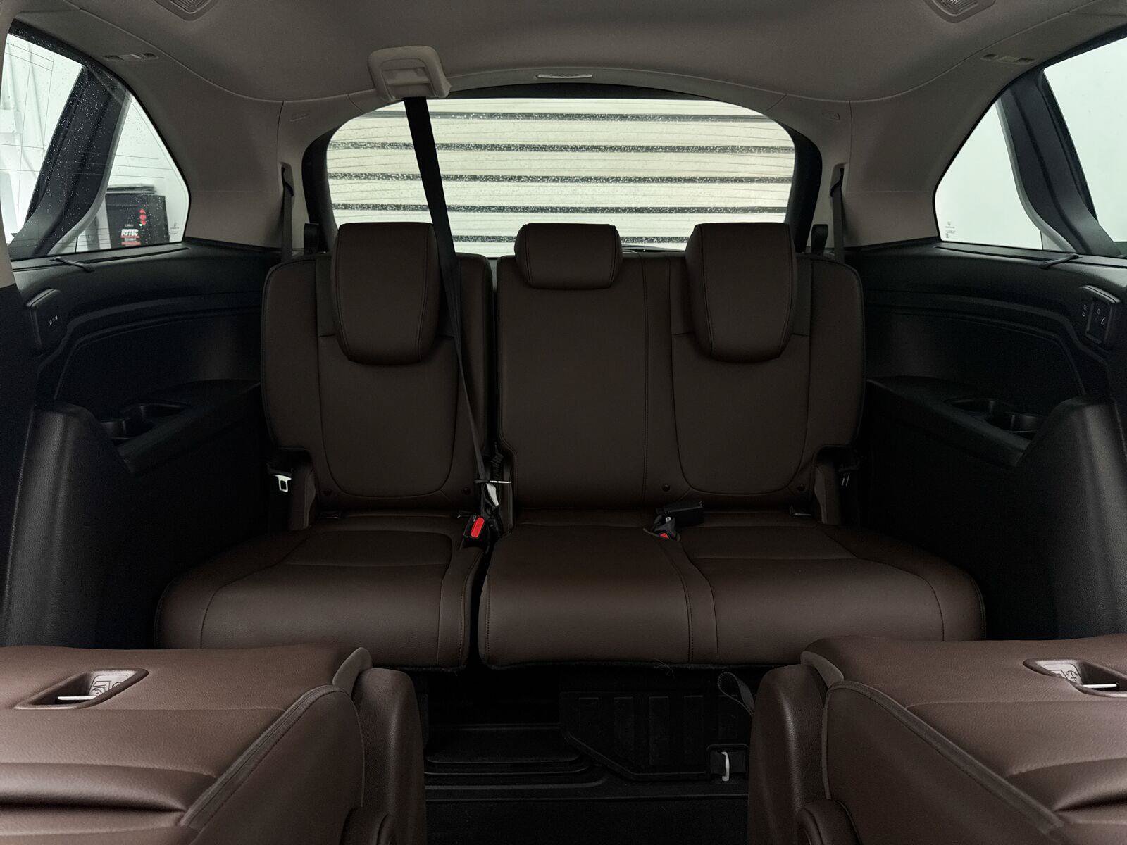 Used 2025 Honda Odyssey Touring image 11