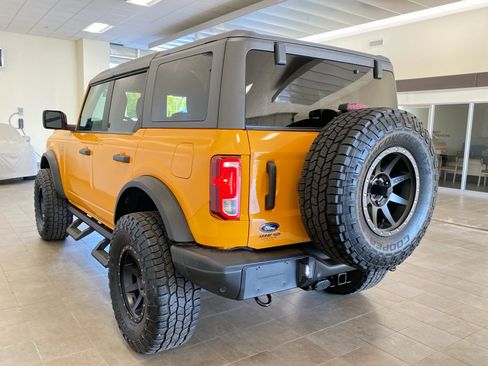 Used 2021 Ford Bronco Black Diamond AWD/4WD image 5