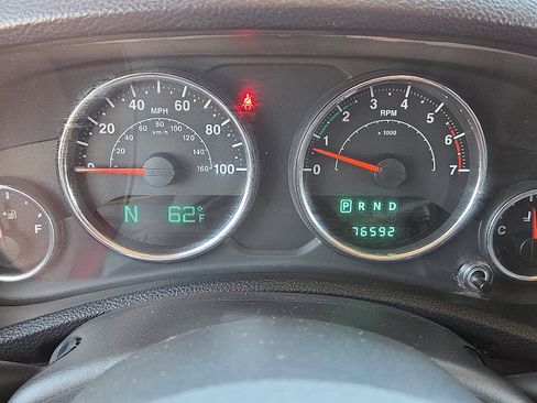 Used 2011 Jeep Wrangler Unlimited Sport AWD/4WD image 15