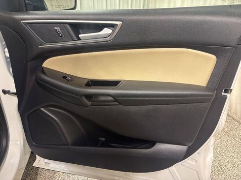 Used 2020 Ford Edge SEL w/ Convenience Package image 23