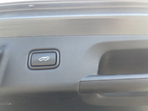Used 2025 Hyundai Palisade Calligraphy FWD image 18