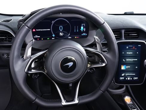 New 2025 McLaren Artura Spider RWD image 22