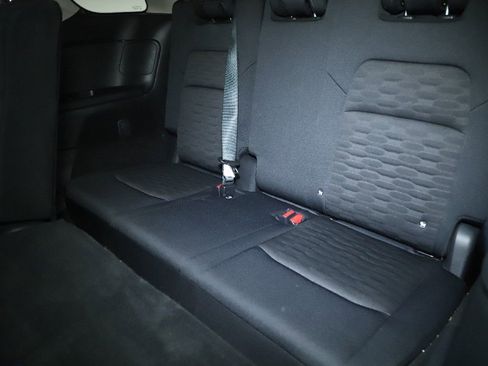 Used 2025 Nissan Pathfinder SV FWD image 15