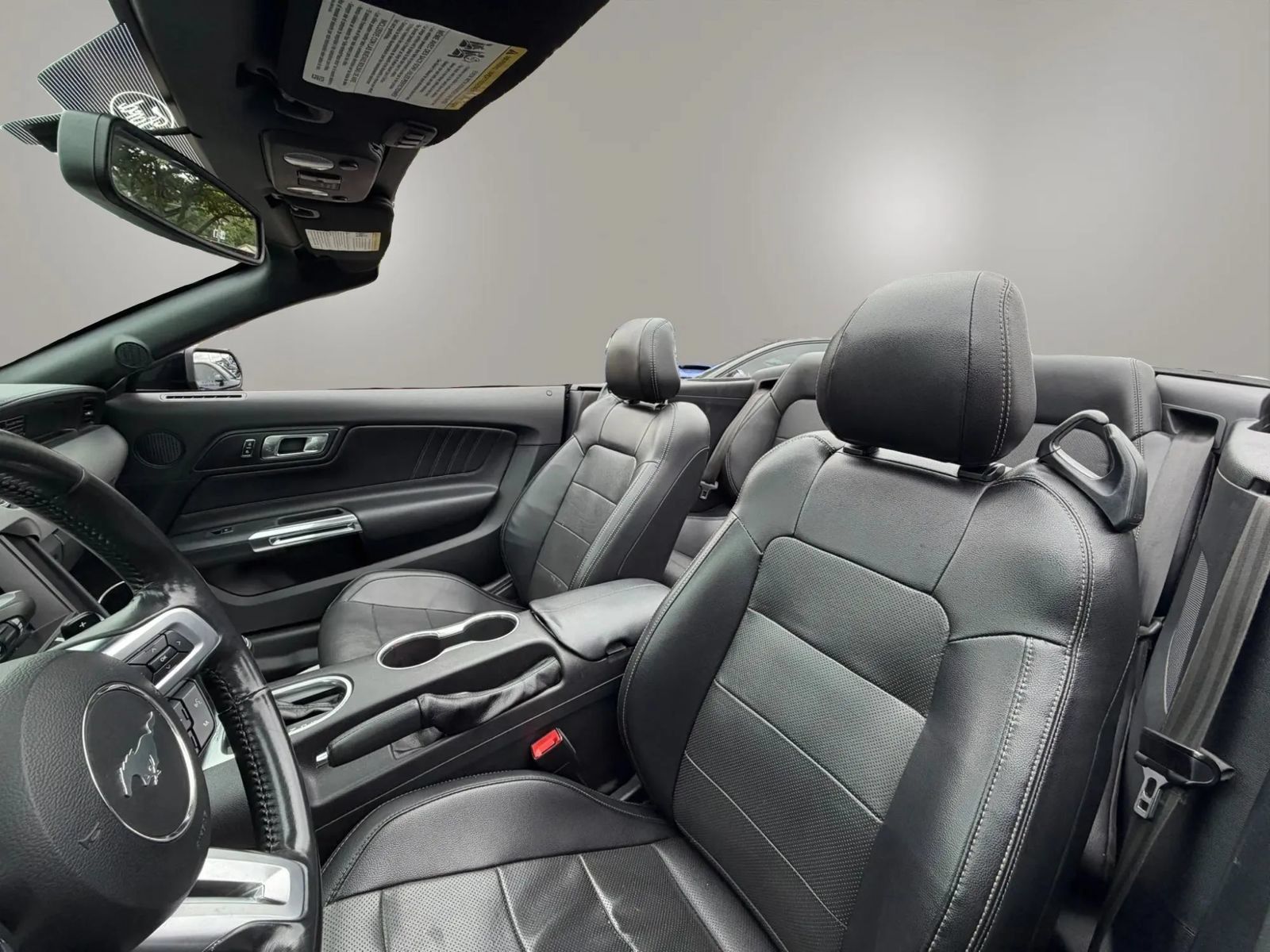 Used 2020 Ford Mustang Premium RWD image 28