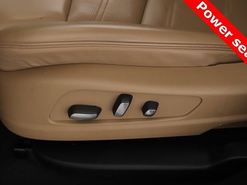 Used 2024 Cadillac XT5 Premium Luxury image 19